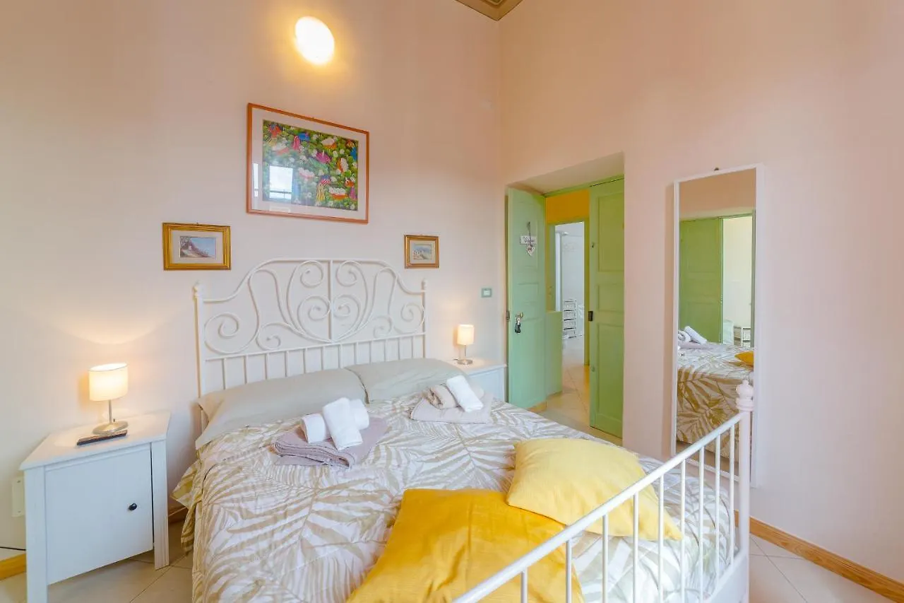 B&B Bernini Finale Ligure 0*,  Ιταλία